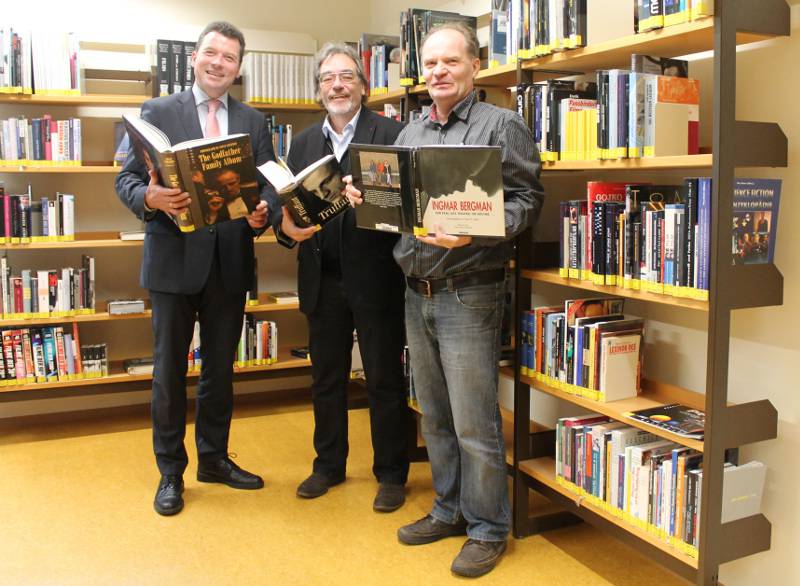 Oberbürgermeister Dr. Harald Fichtner, Bernhard Bendig, Peter Herold (Leiter Stadtbücherei)