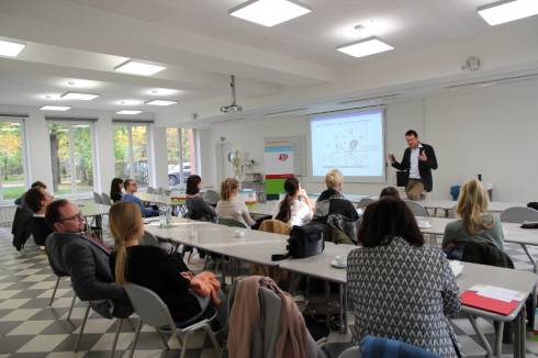 Einführungsgespräch an der Universität in Erlangen